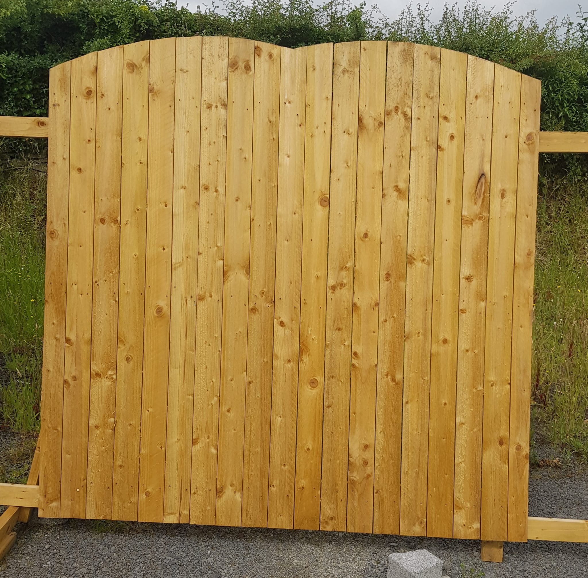 Closed Board Double Bow Fence
