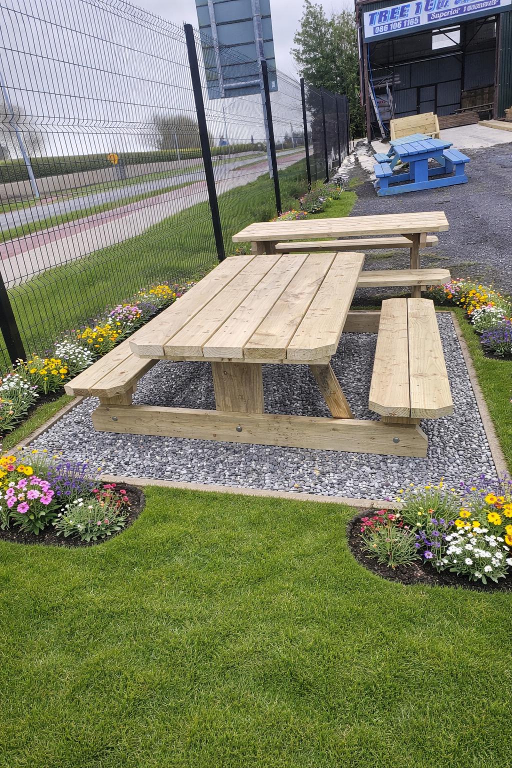 Heavy Duty Garden Table with Rounded Edges